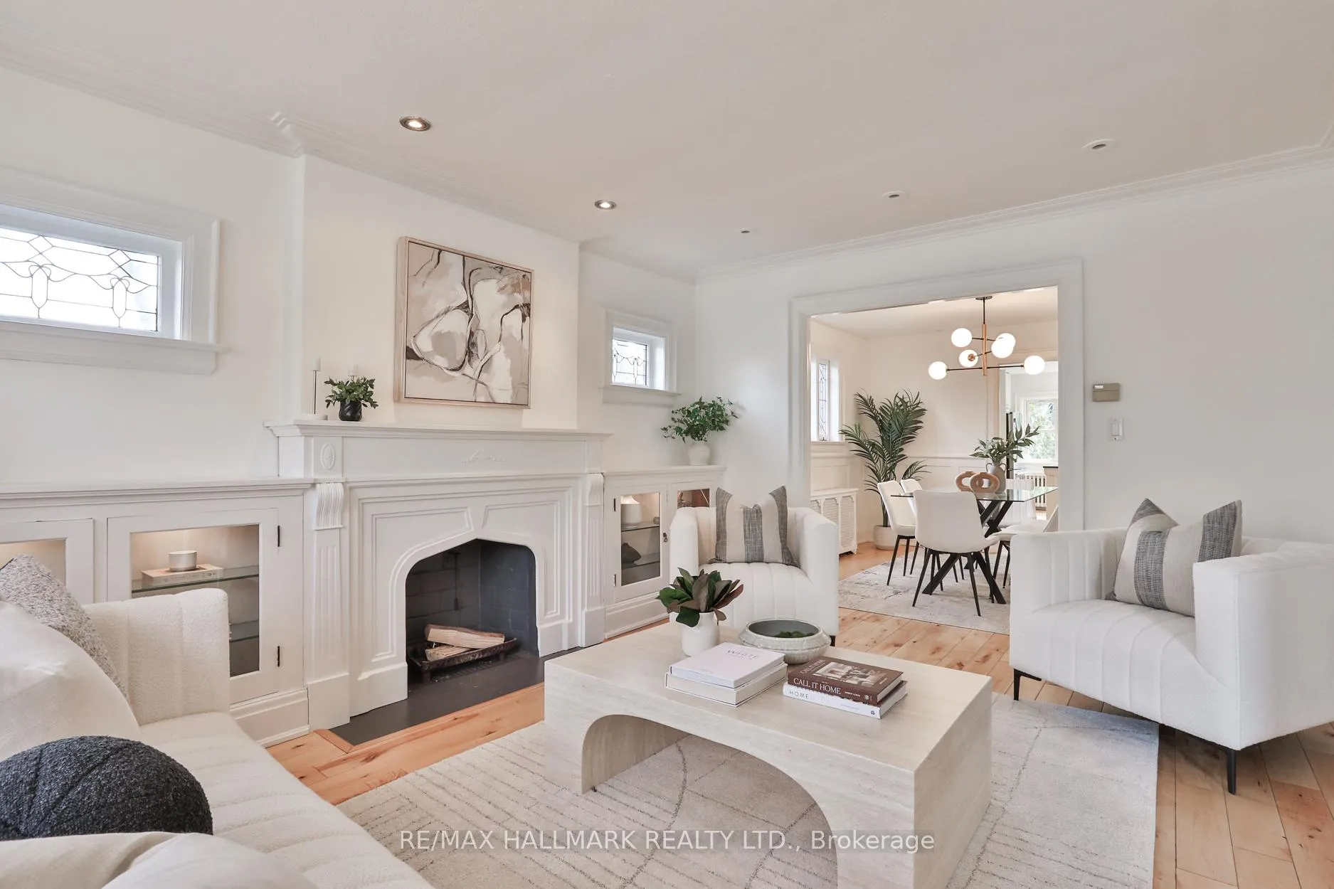 Photo 2 of 121 Castlewood Road, Toronto, Lawrence Park South — HOMEH