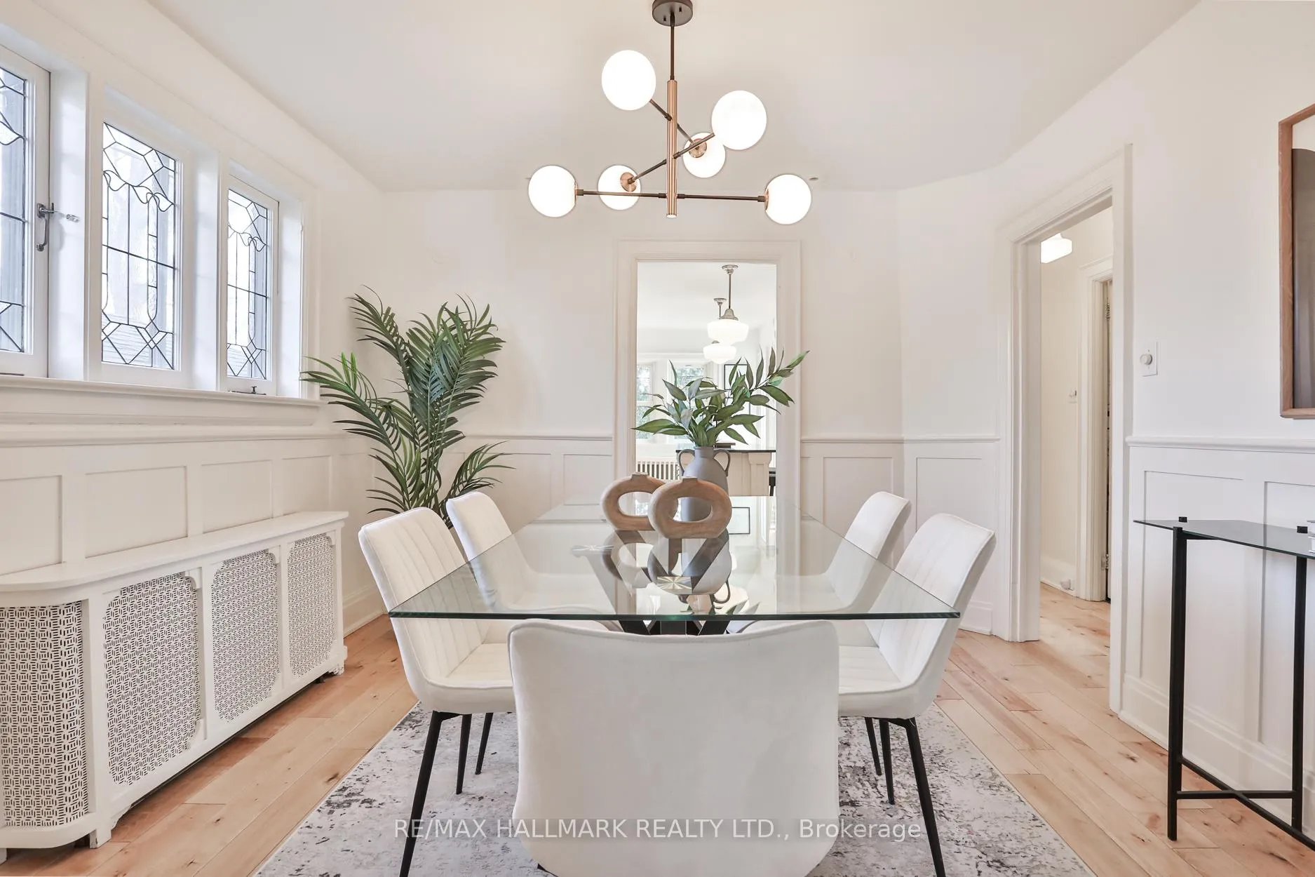 Photo 7 of 121 Castlewood Road, Toronto, Lawrence Park South — HOMEH