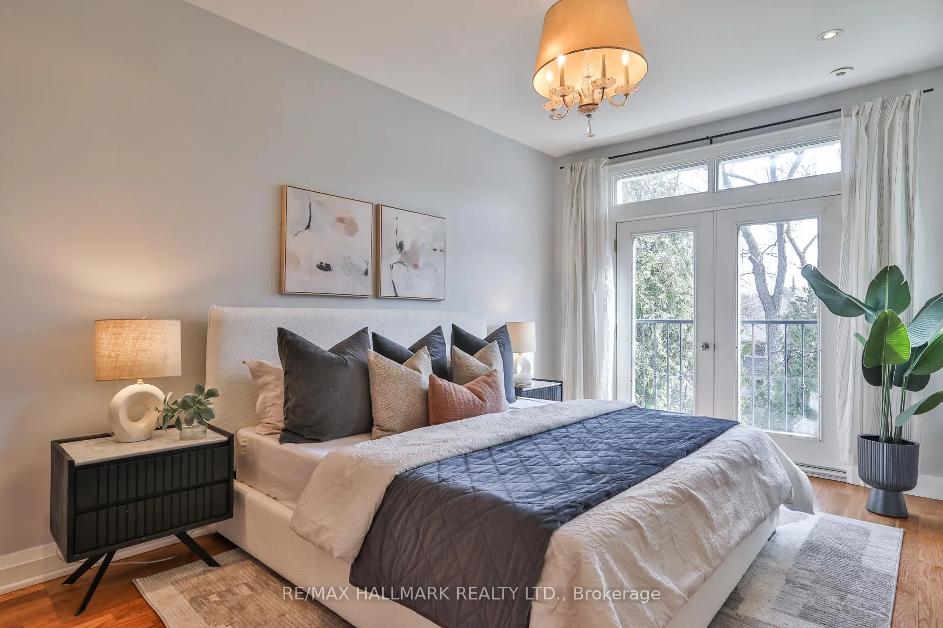 Photo 17 of 121 Castlewood Road, Toronto, Lawrence Park South — HOMEH