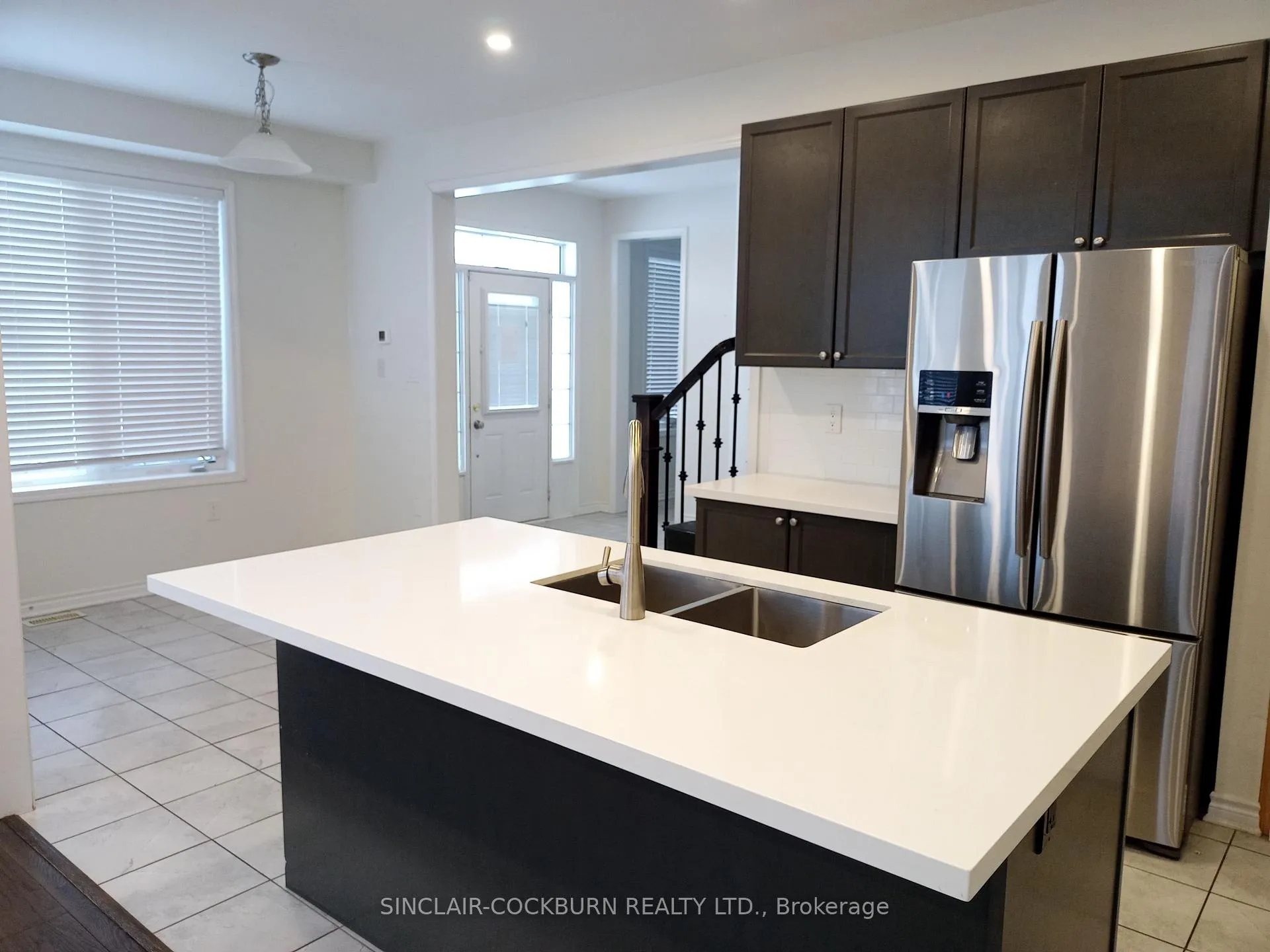 Photo 5 of 4 Redfern Street, Brampton, Northwest Brampton — HOMEH