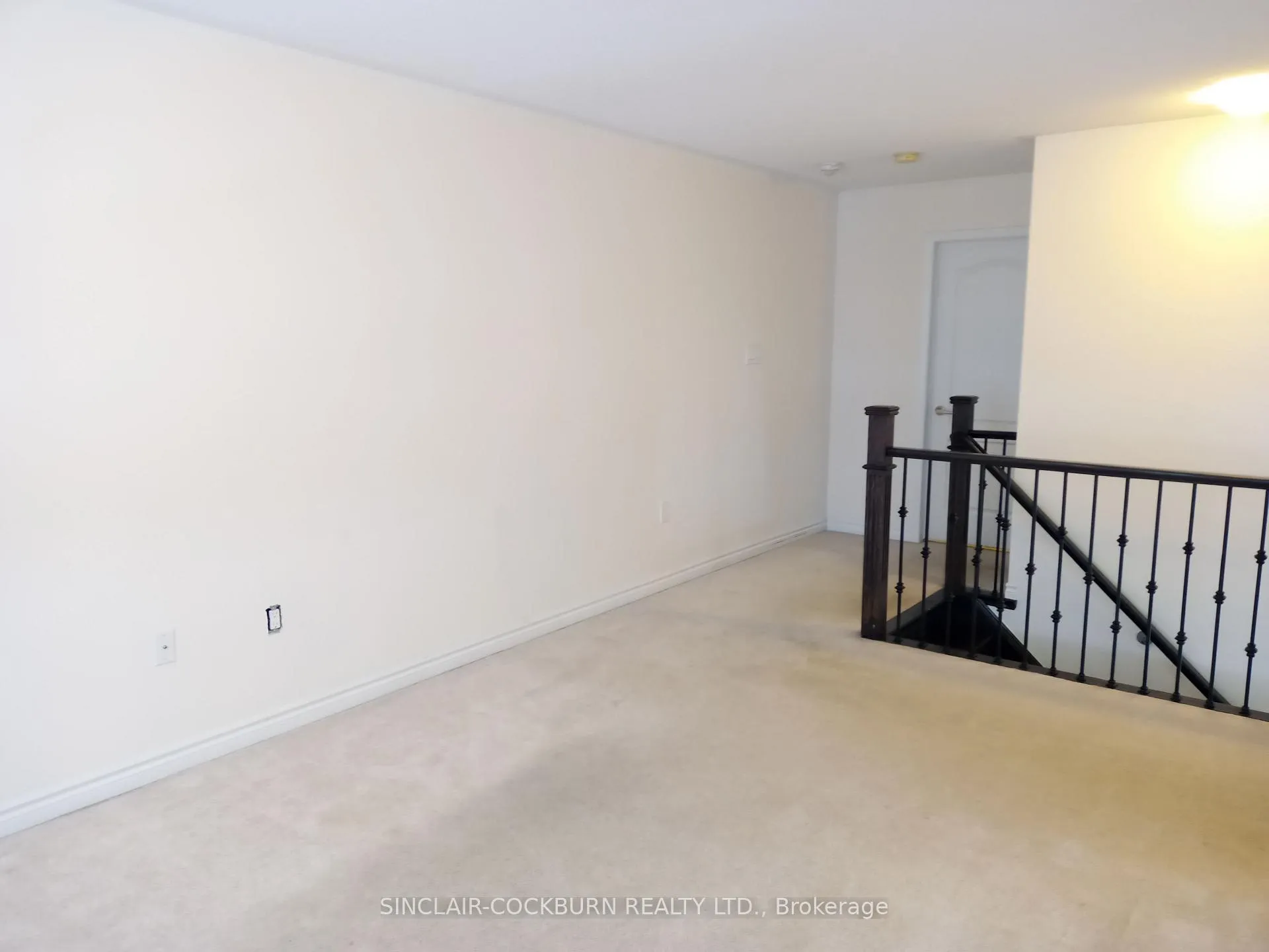 Photo 10 of 4 Redfern Street, Brampton, Northwest Brampton — HOMEH