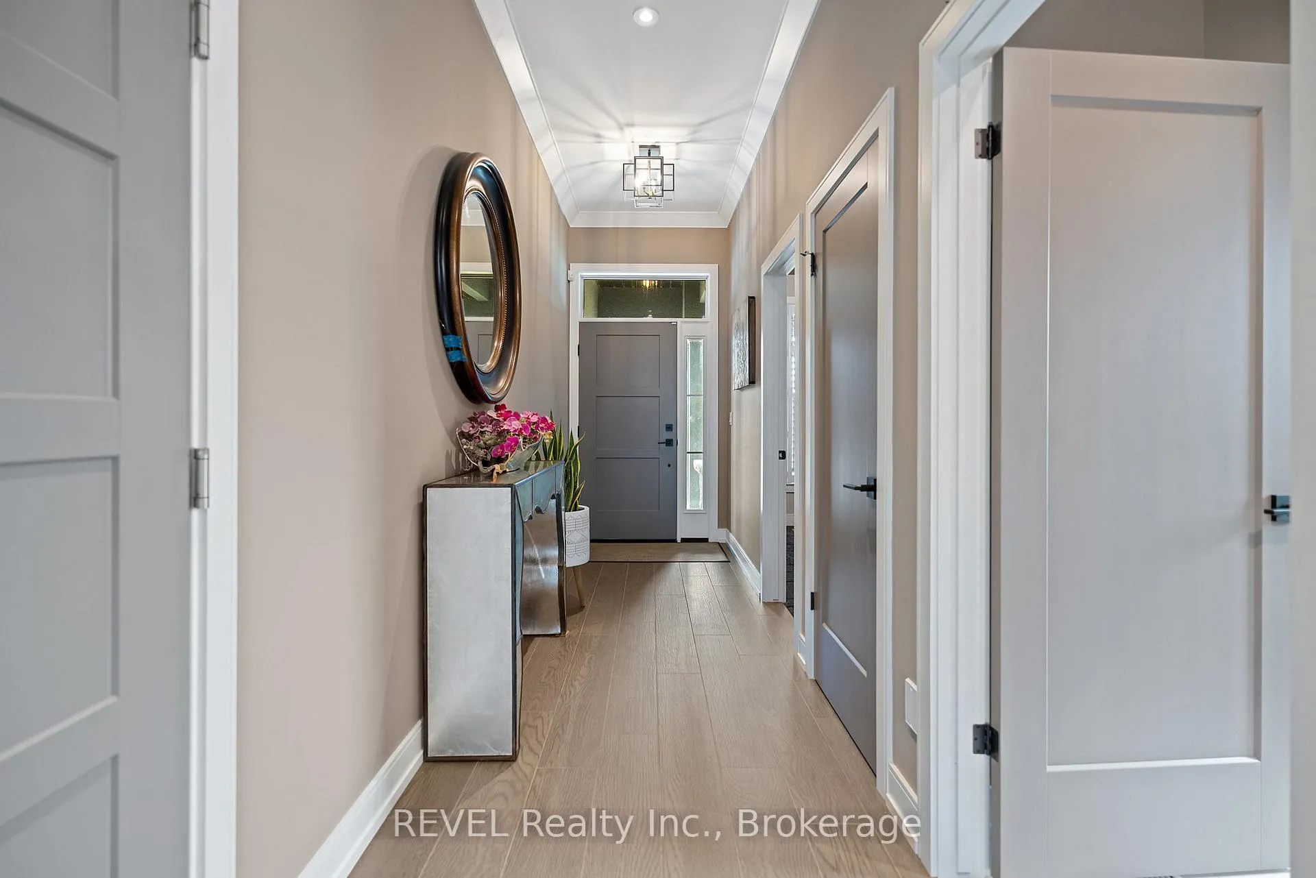 Photo 6 of 120 Carrick Trail, Welland, Hwy 406/Welland — HOMEH