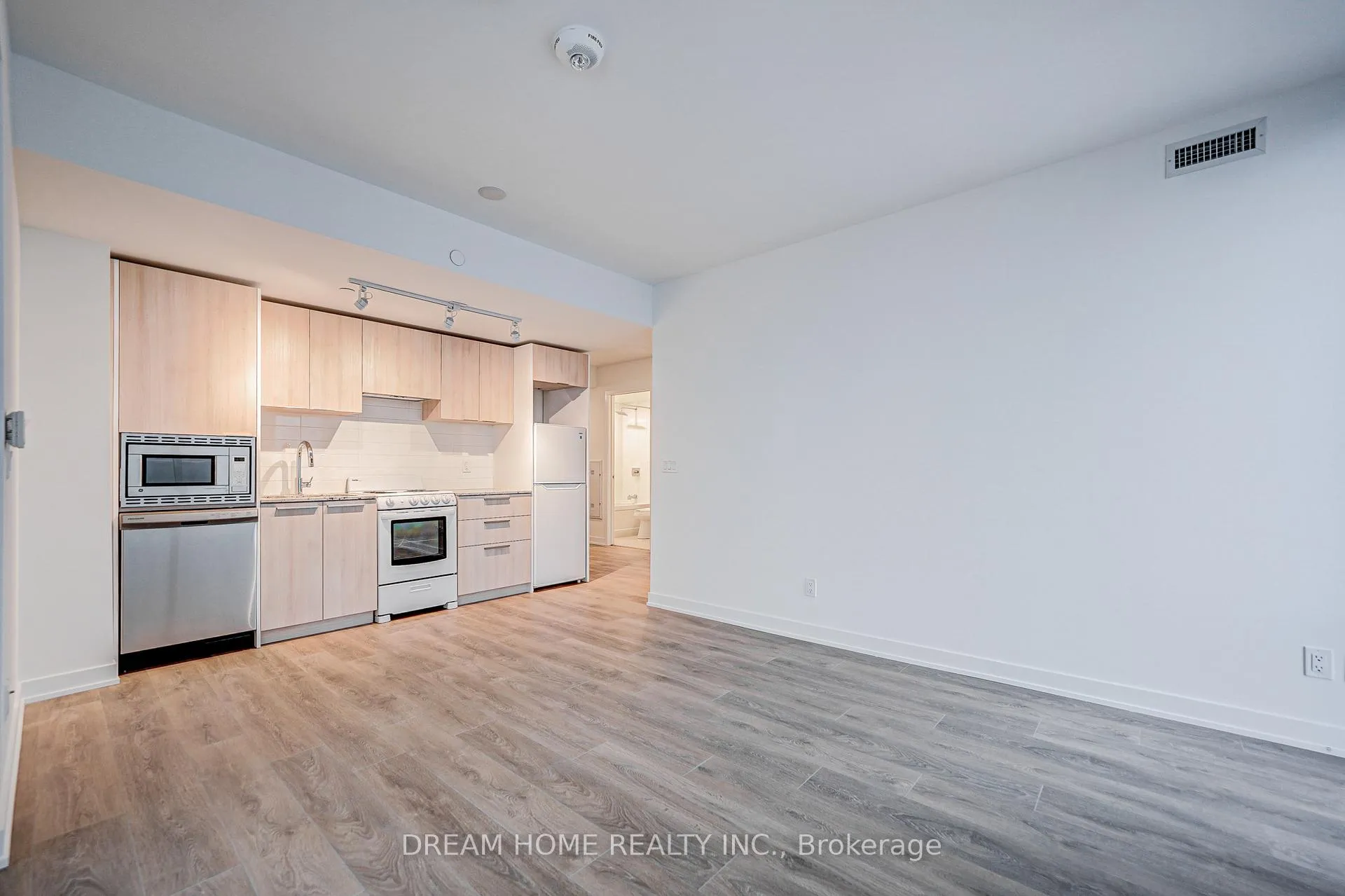 Photo 6 of Unit 4005, 501 Yonge Street, Toronto, Church-Yonge Corridor — HOMEH