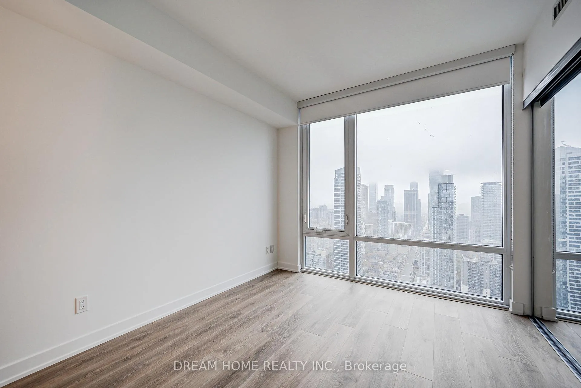 Photo 14 of Unit 4005, 501 Yonge Street, Toronto, Church-Yonge Corridor — HOMEH