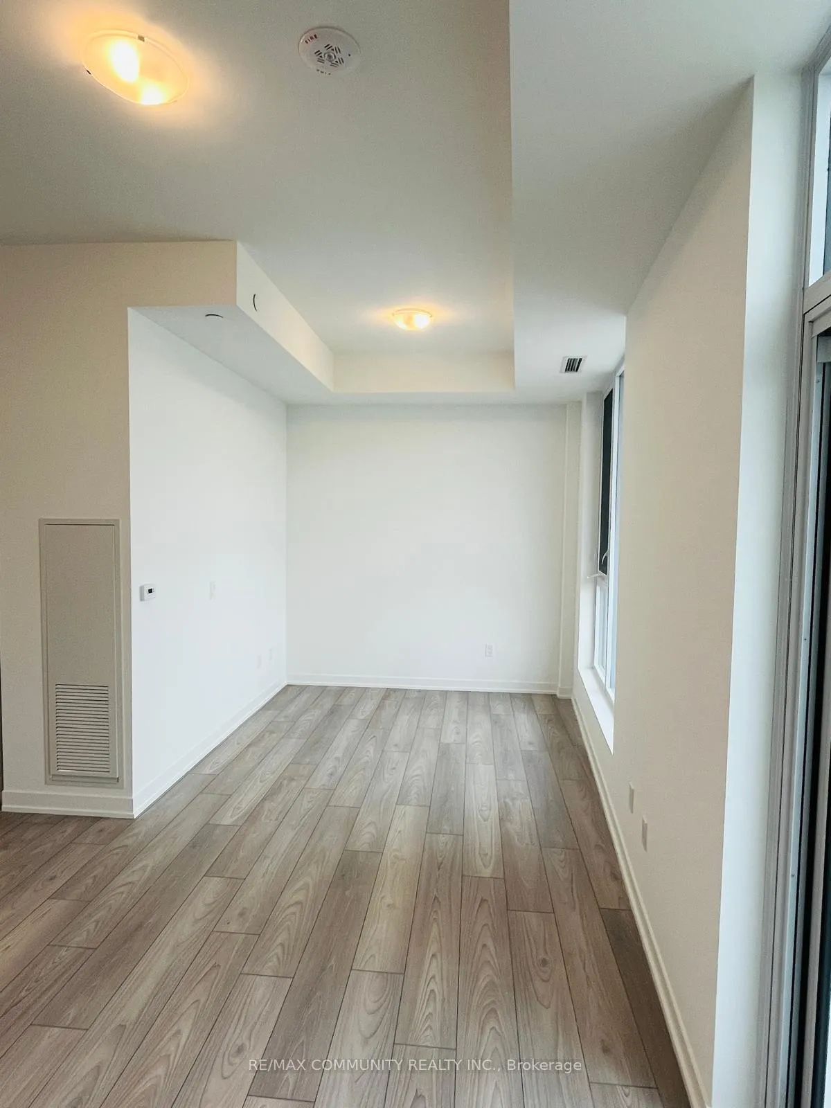 Photo 8 of Unit 2504, 474 Caldari Road N, Vaughan, Concord — HOMEH