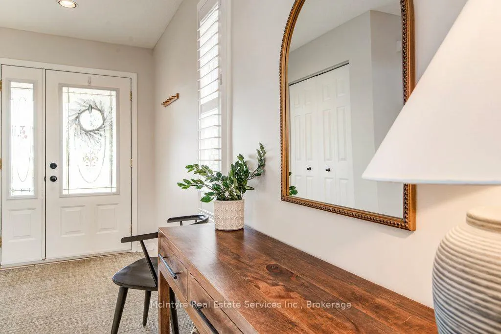 Photo 4 of 91 Glencliffe Court, Kitchener — HOMEH