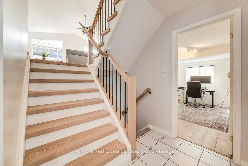 Photo 5 of 91 Glencliffe Court, Kitchener — HOMEH