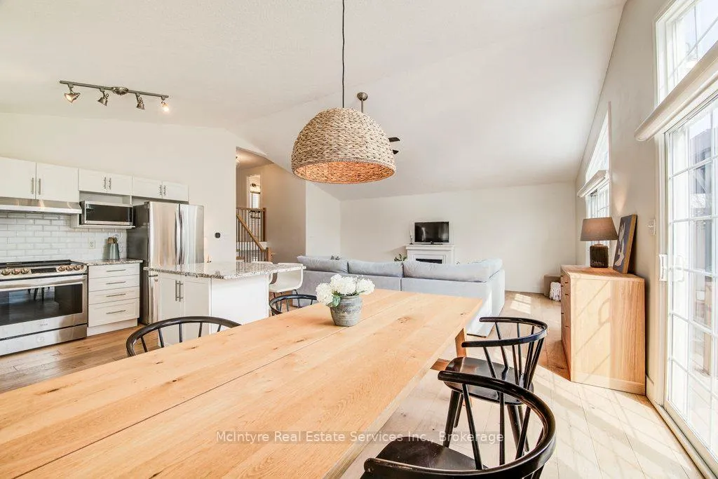 Photo 15 of 91 Glencliffe Court, Kitchener — HOMEH