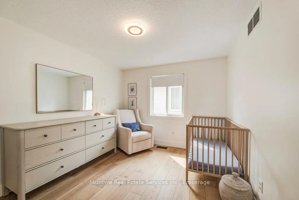 Photo 24 of 91 Glencliffe Court, Kitchener — HOMEH