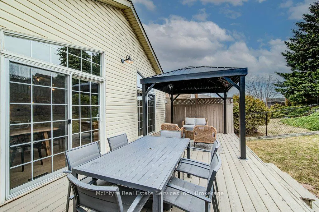 Photo 38 of 91 Glencliffe Court, Kitchener — HOMEH
