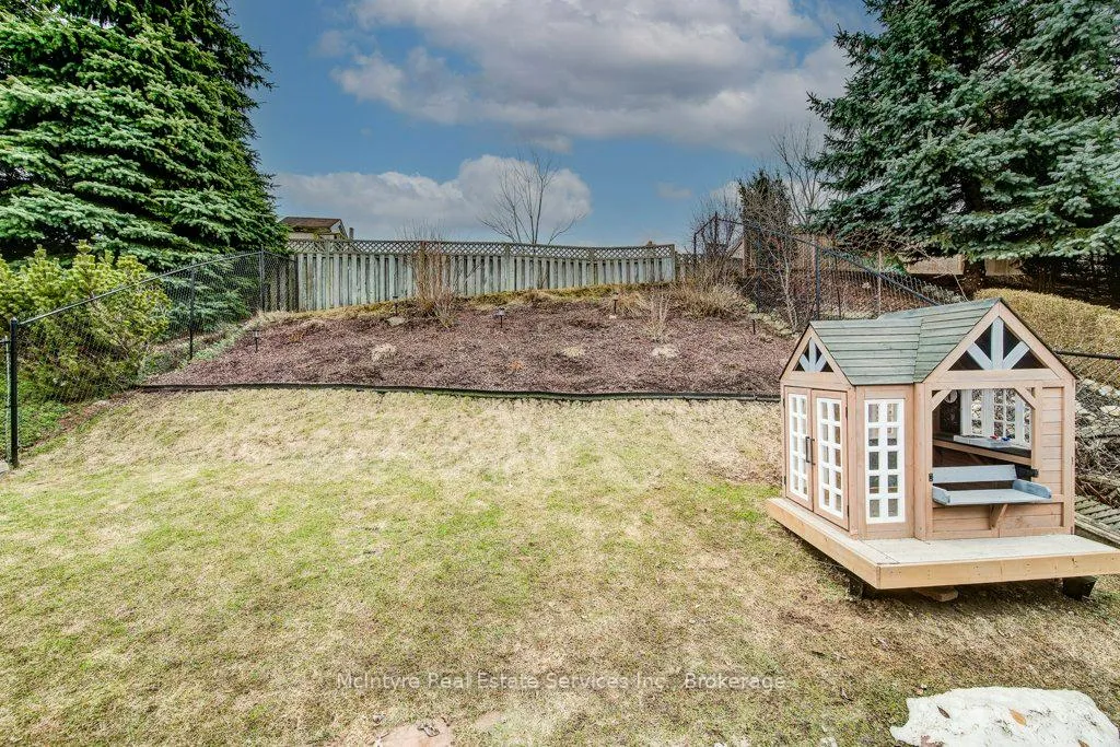 Photo 41 of 91 Glencliffe Court, Kitchener — HOMEH