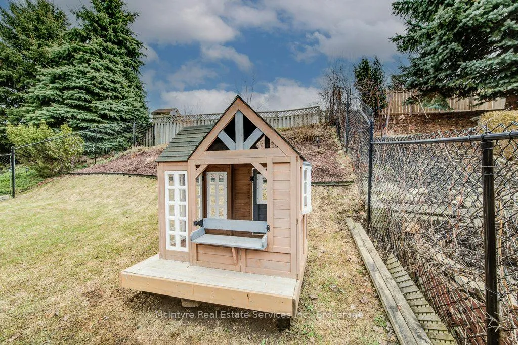 Photo 46 of 91 Glencliffe Court, Kitchener — HOMEH