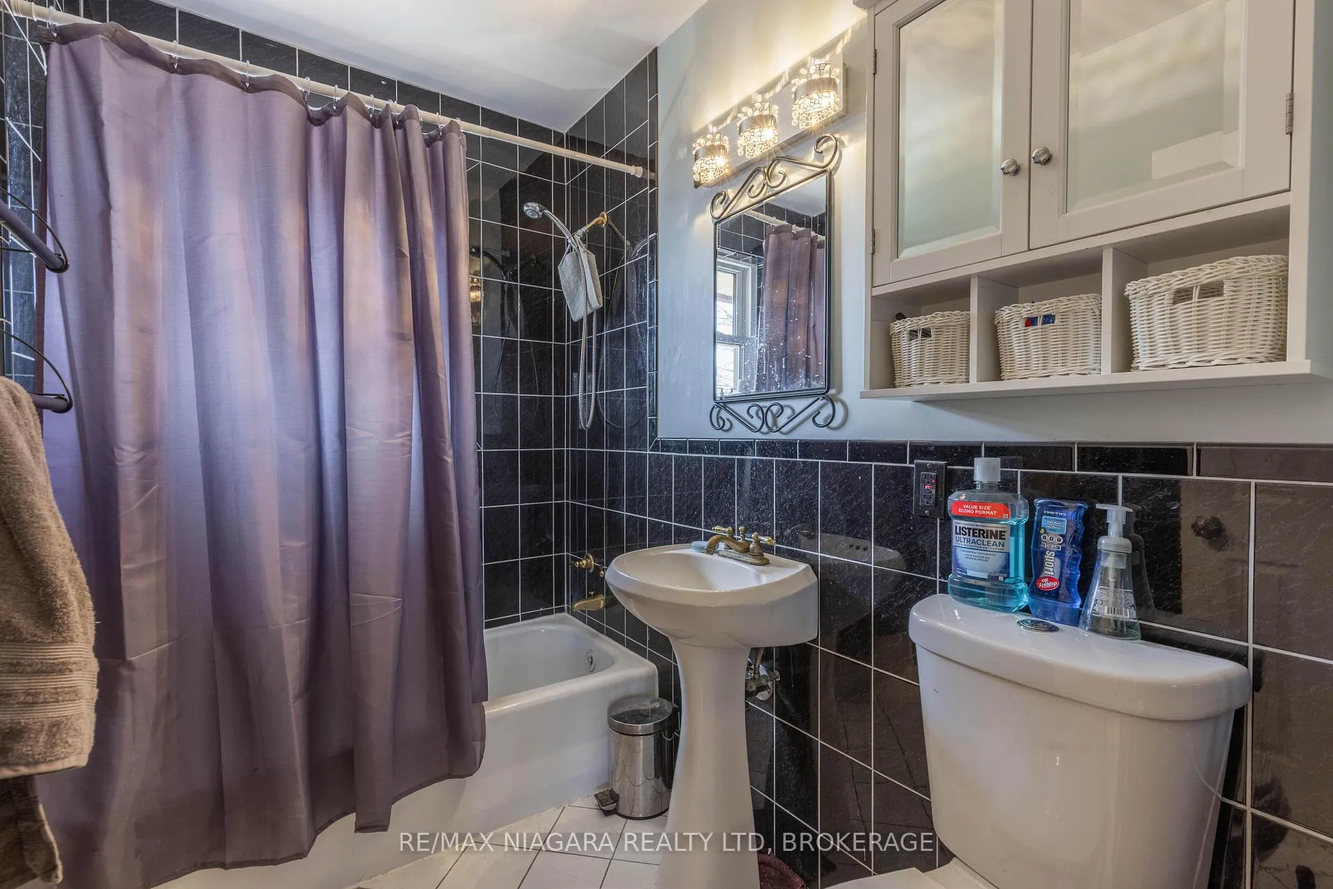 Photo 11 of 6438 Wendy Drive, Niagara Falls, Oldfield — HOMEH