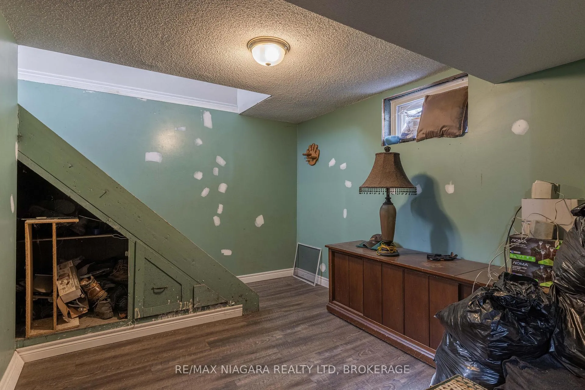 Photo 13 of 6438 Wendy Drive, Niagara Falls, Oldfield — HOMEH