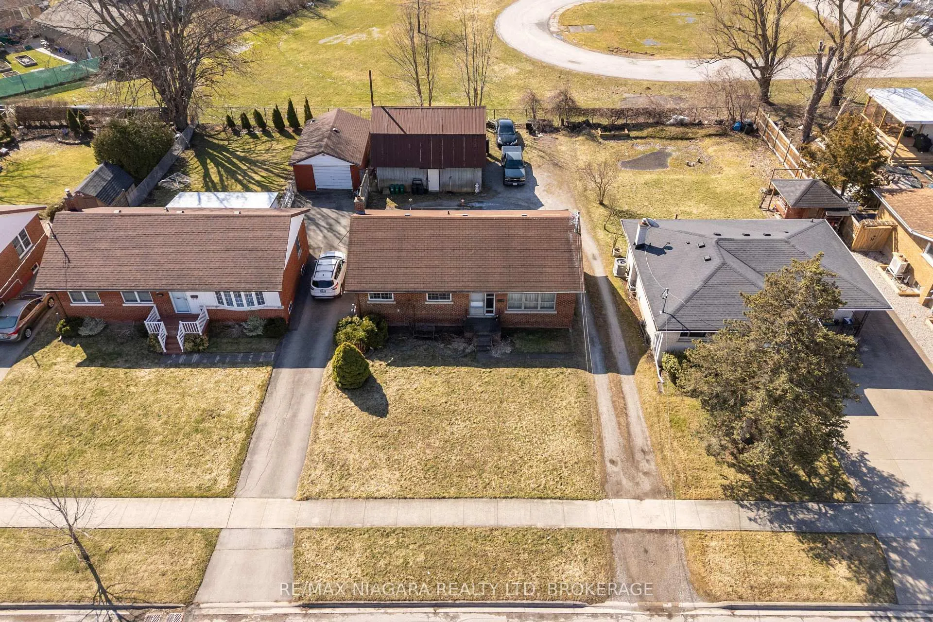 Photo 22 of 6438 Wendy Drive, Niagara Falls, Oldfield — HOMEH