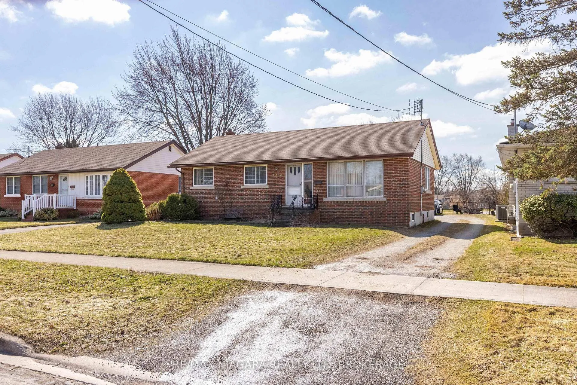 Photo 24 of 6438 Wendy Drive, Niagara Falls, Oldfield — HOMEH