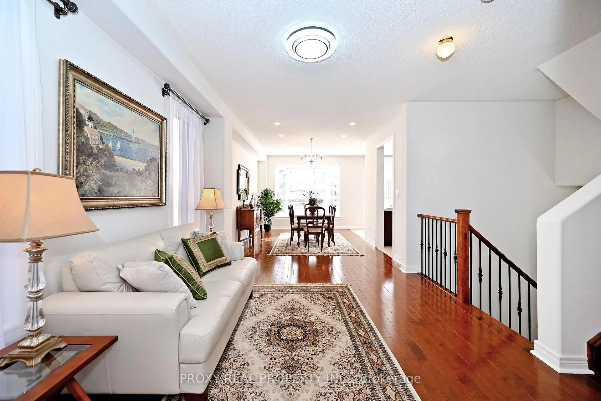 Photo 7 of 133 Foxwood Road, Vaughan, Patterson — HOMEH