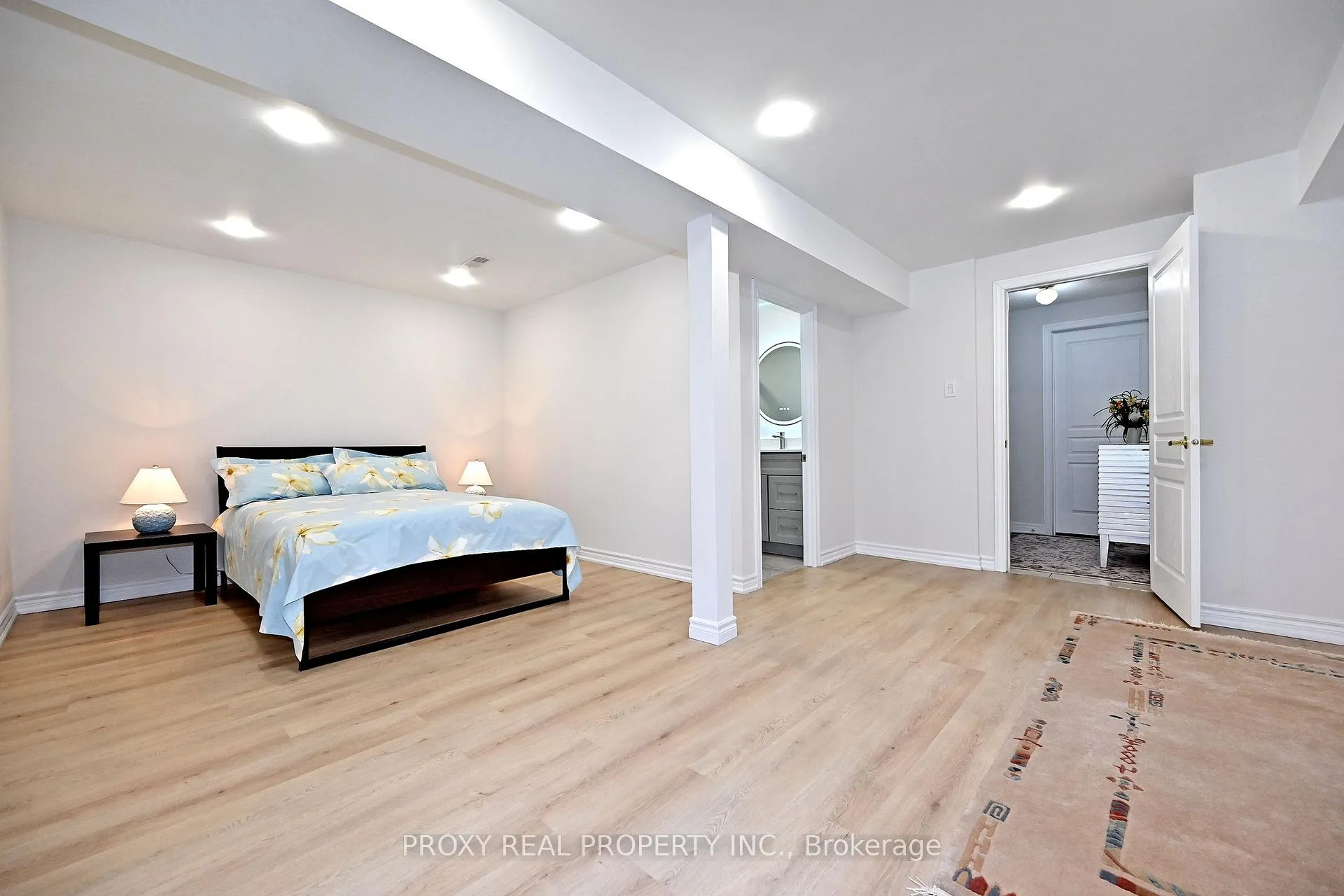 Photo 47 of 133 Foxwood Road, Vaughan, Patterson — HOMEH