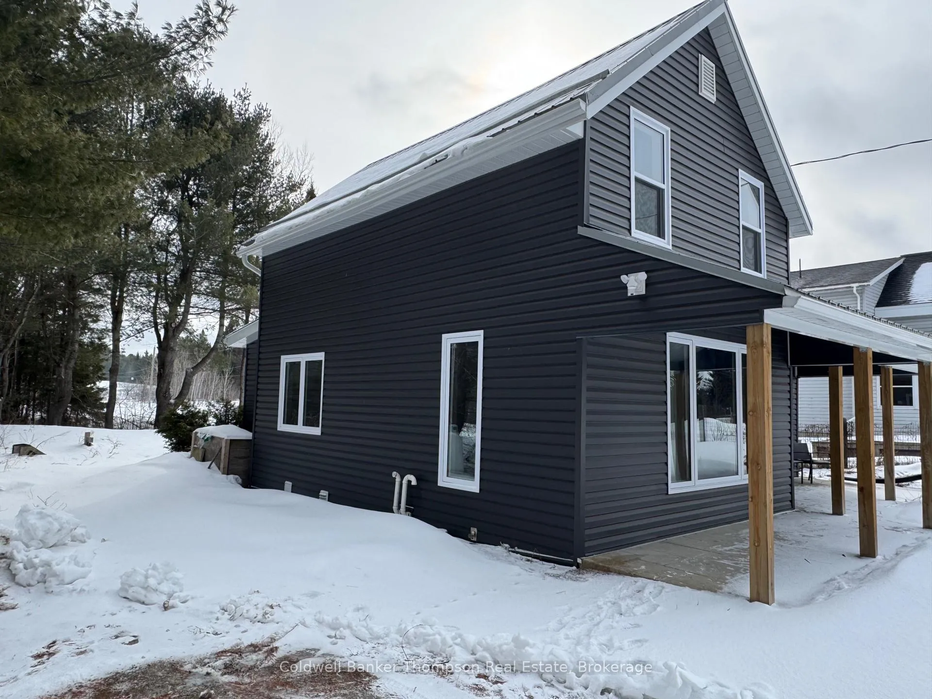 Photo 2 of 42 King William Street, Kearney — HOMEH