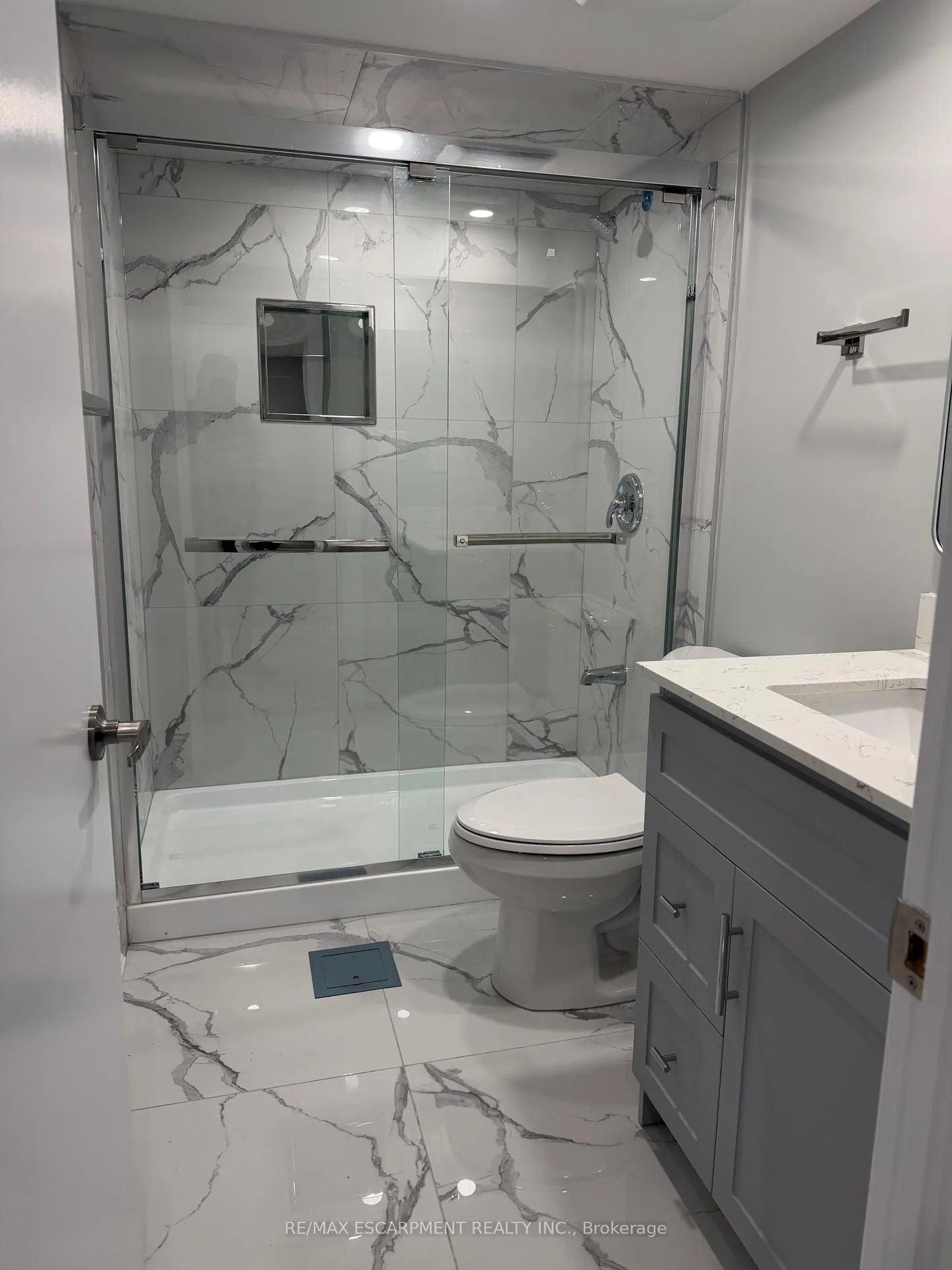 Photo 10 of Unit LOWER, 276 Belmoral Avenue N, Hamilton, Crown Point — HOMEH
