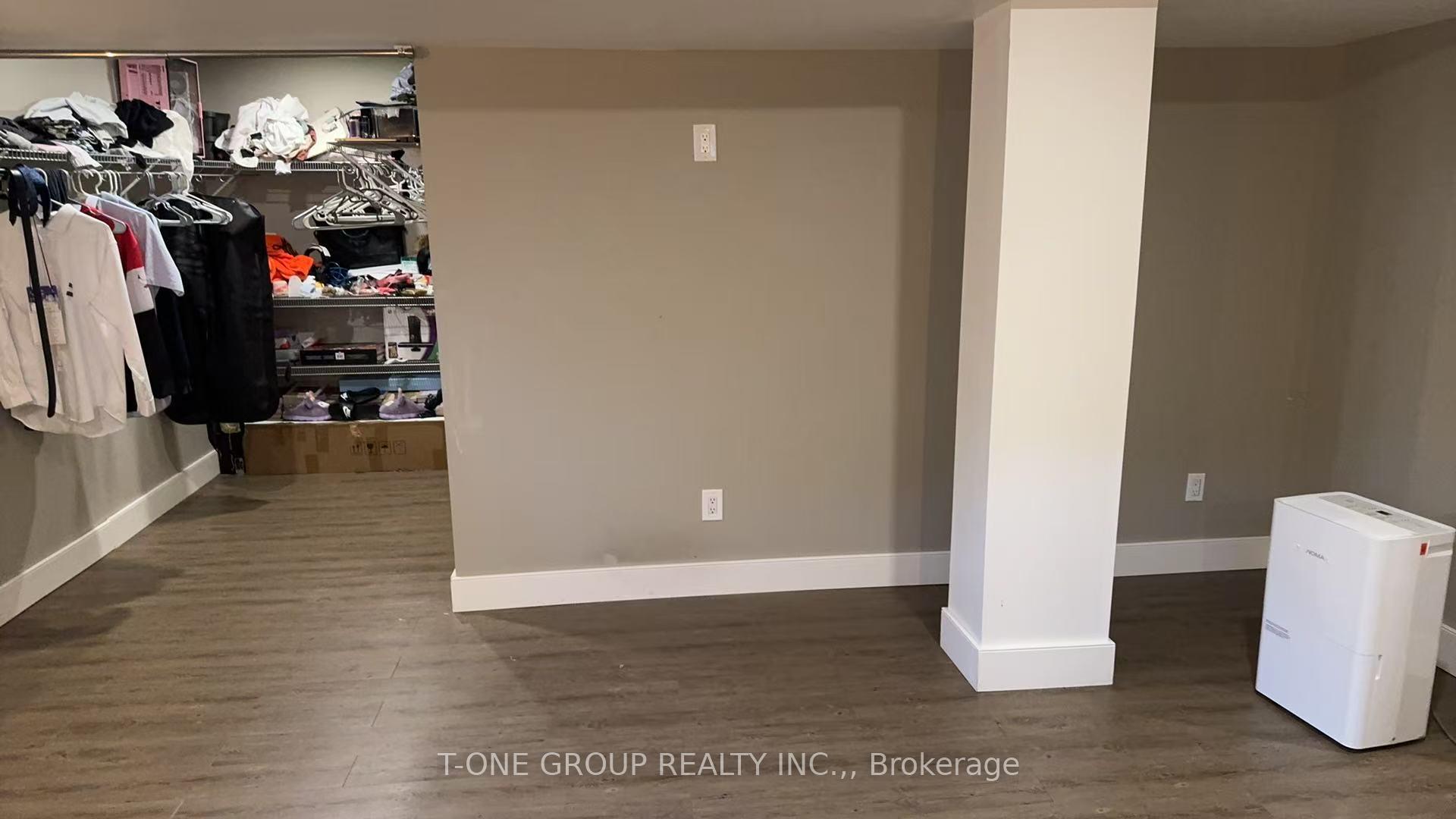 Photo 11 of 1743 Reginald Bart Drive, Kingston, Kingston East (Incl Barret Crt) — HOMEH