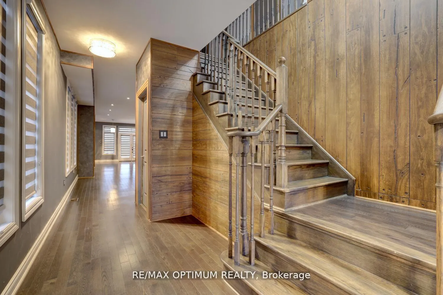 Photo 6 of 42 Oakmore Lane, Brampton, Bram West — HOMEH