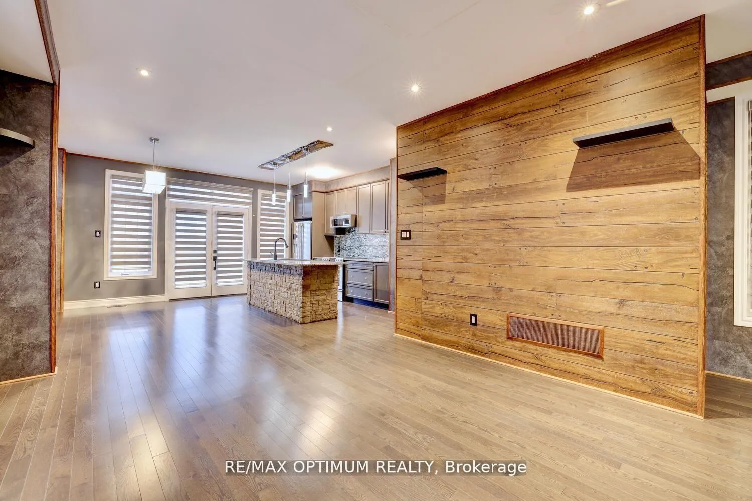Photo 10 of 42 Oakmore Lane, Brampton, Bram West — HOMEH