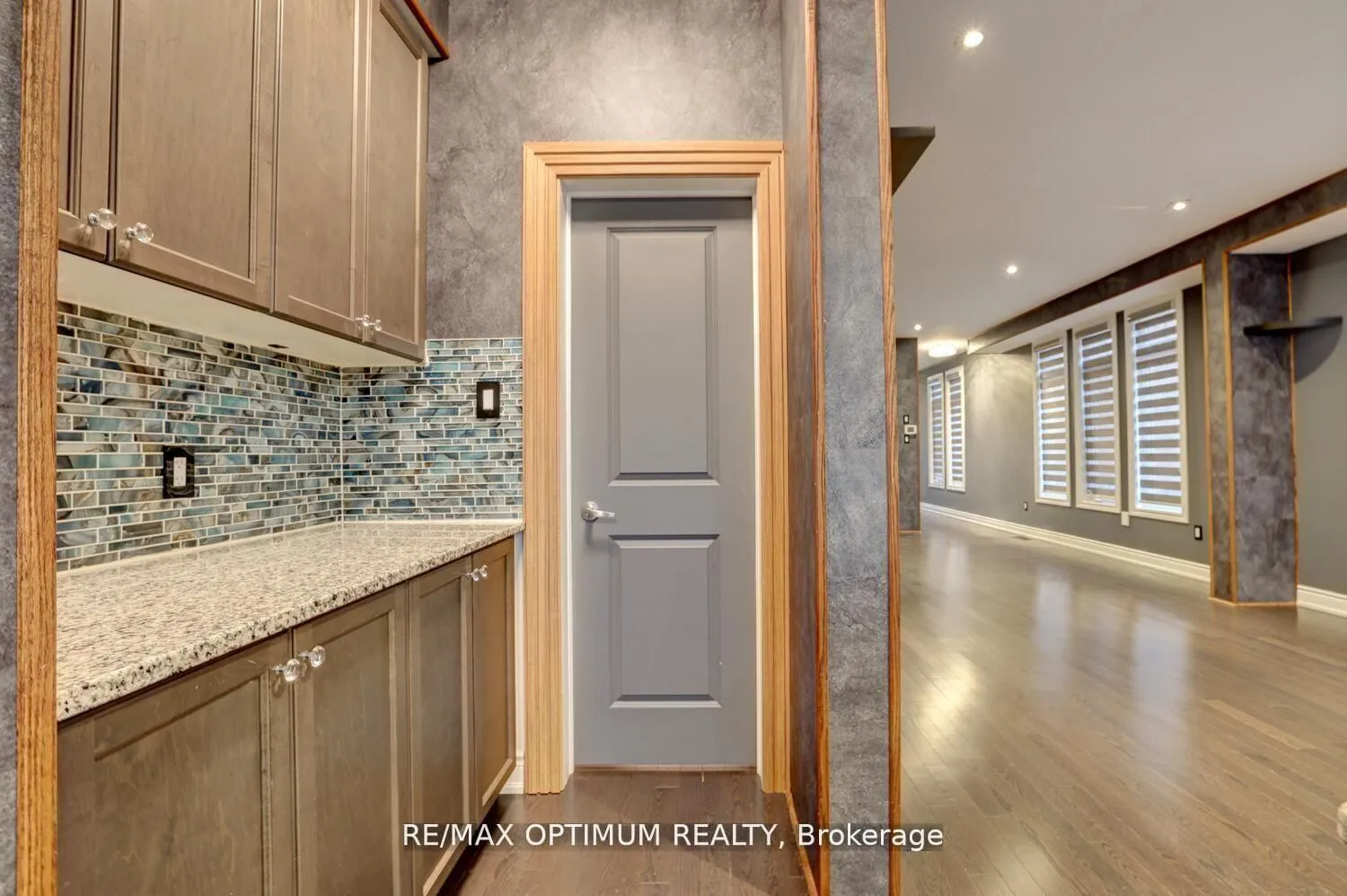 Photo 15 of 42 Oakmore Lane, Brampton, Bram West — HOMEH