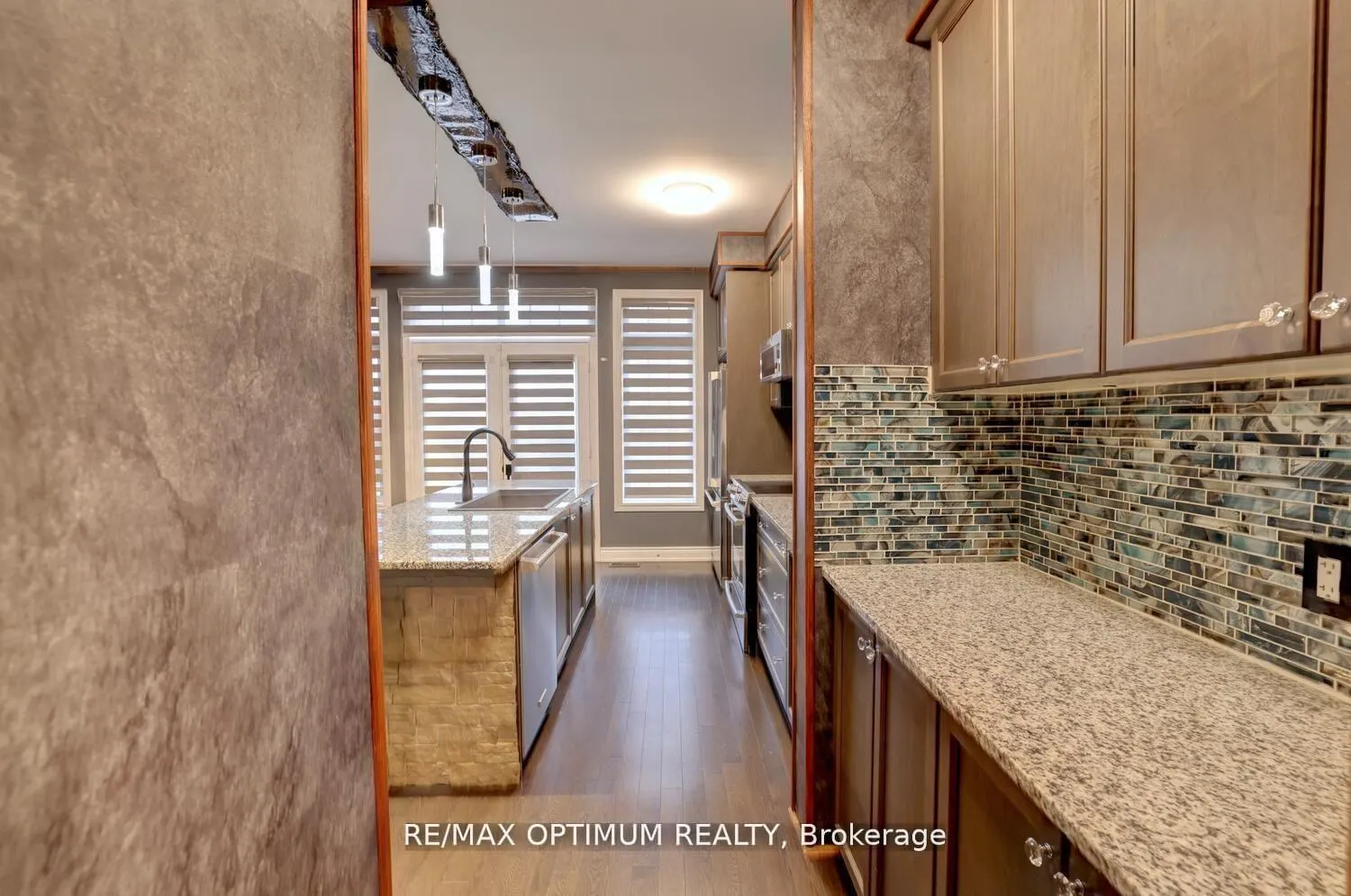 Photo 19 of 42 Oakmore Lane, Brampton, Bram West — HOMEH