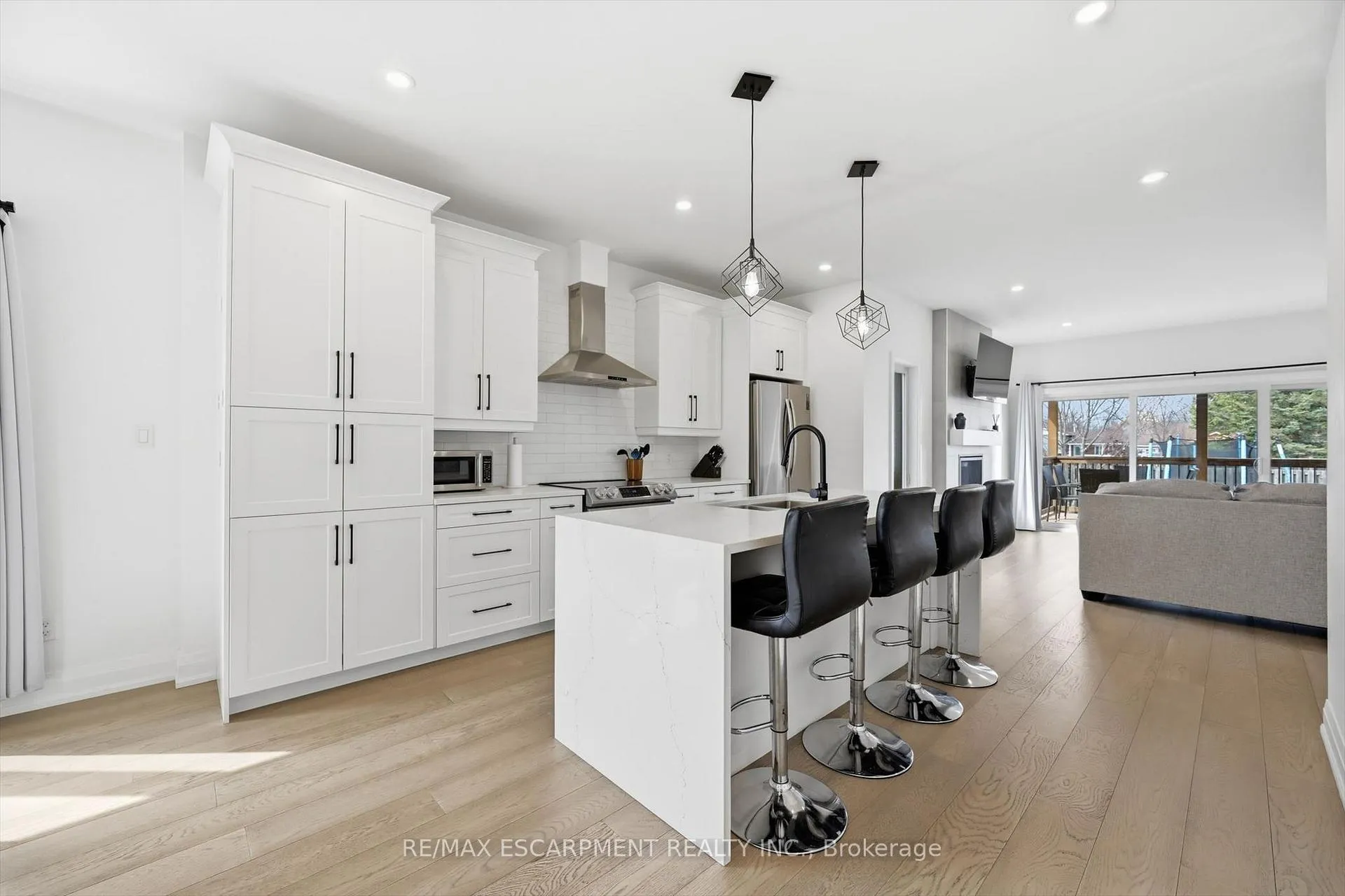Photo 9 of 4 Harvard Court, Welland, Dain City — HOMEH