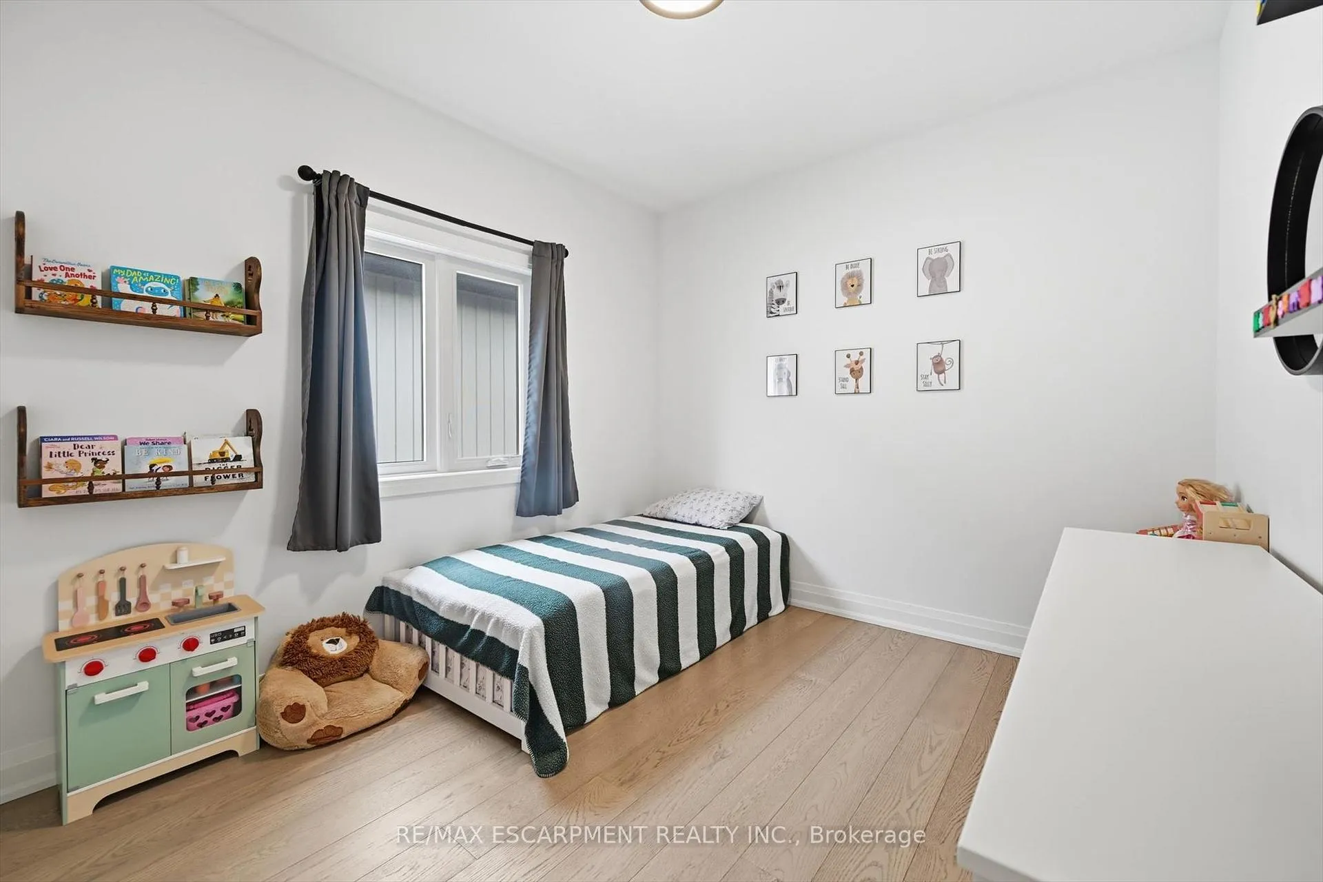 Photo 21 of 4 Harvard Court, Welland, Dain City — HOMEH