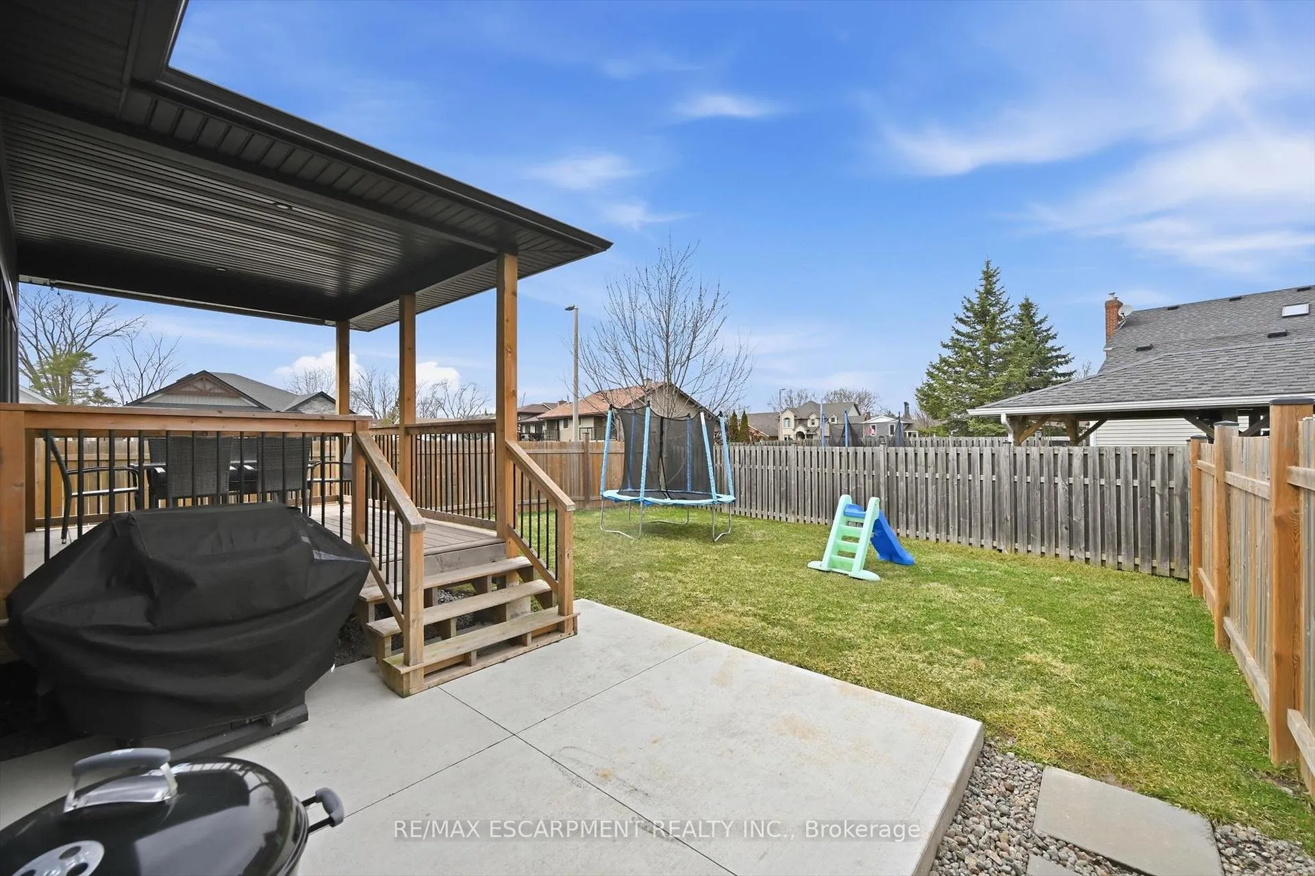 Photo 38 of 4 Harvard Court, Welland, Dain City — HOMEH