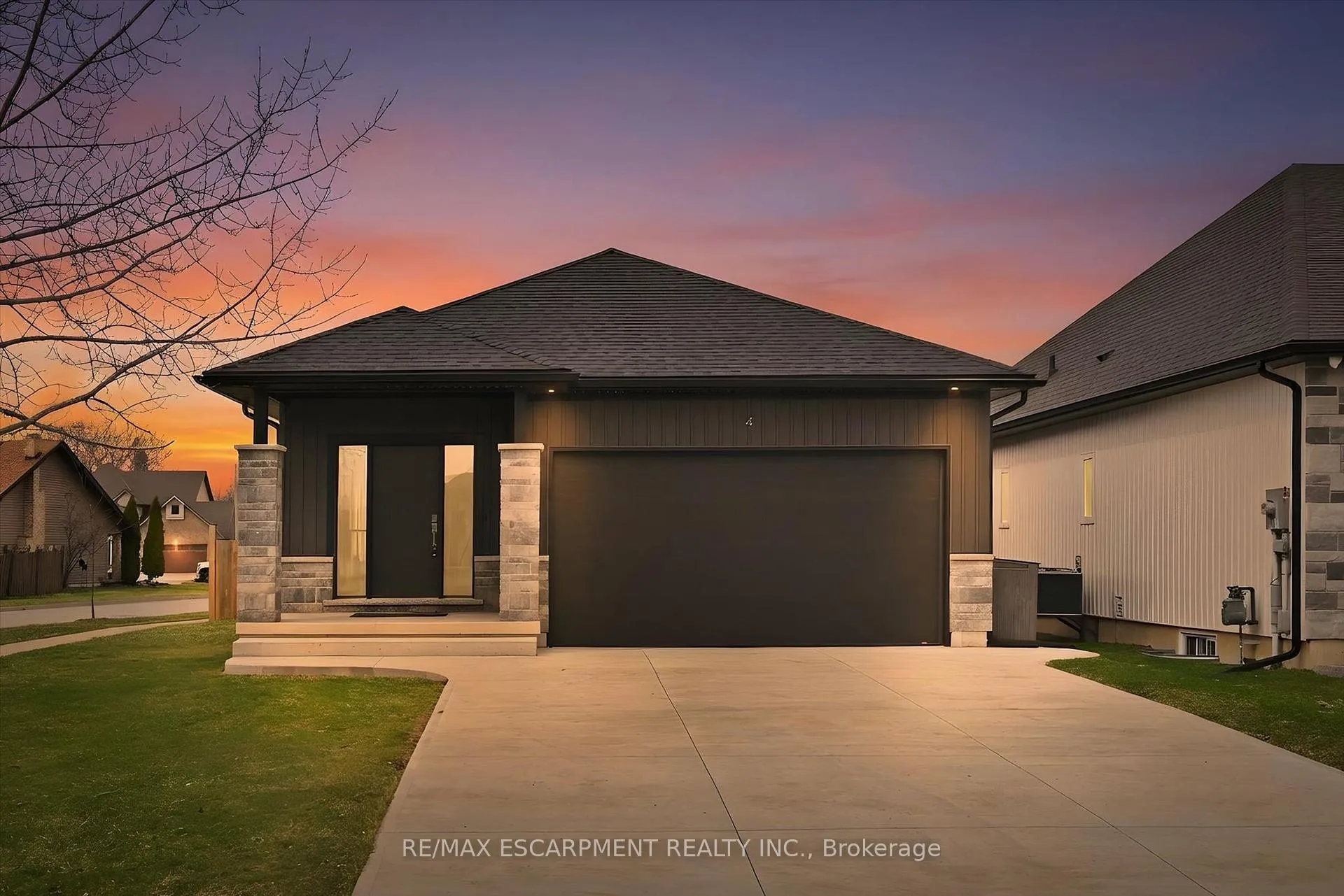 Photo 44 of 4 Harvard Court, Welland, Dain City — HOMEH