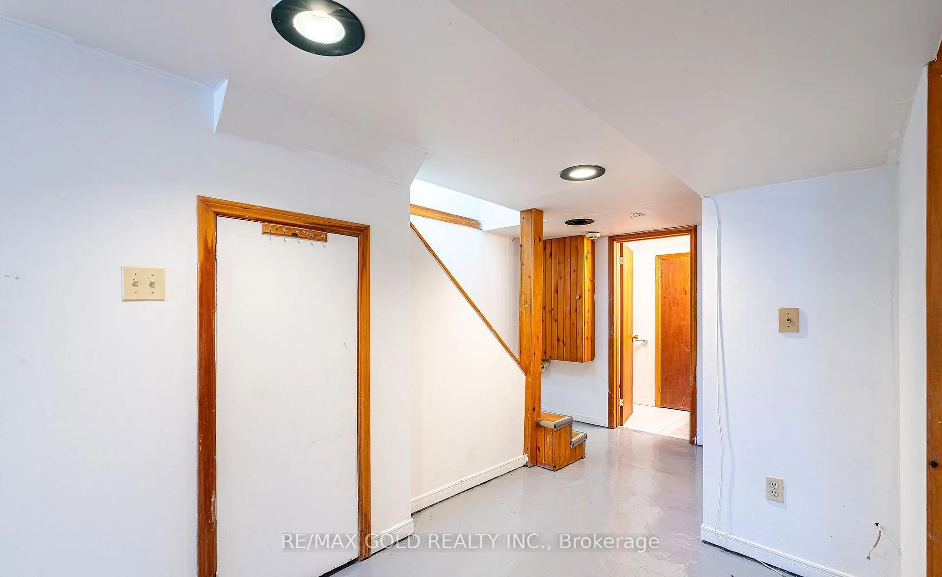 Photo 26 of 65 Long Branch Avenue, Etobicoke, Long Branch — HOMEH