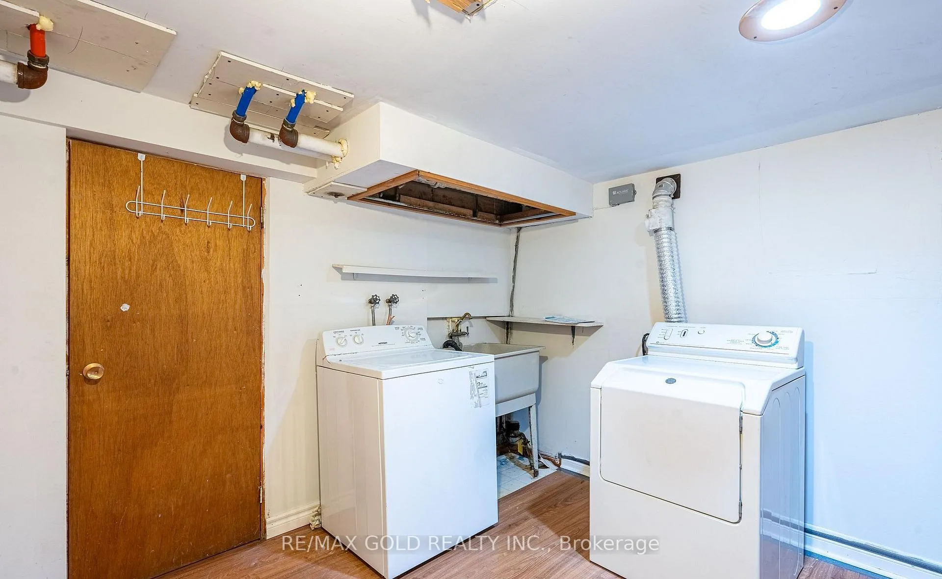 Photo 29 of 65 Long Branch Avenue, Etobicoke, Long Branch — HOMEH