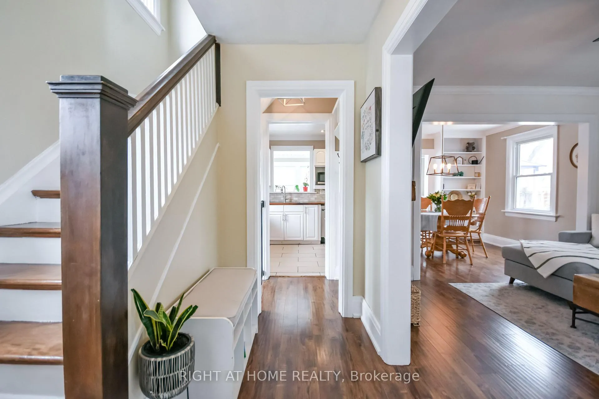 Photo 3 of 208 Cherry Street, Tay, Waubaushene — HOMEH