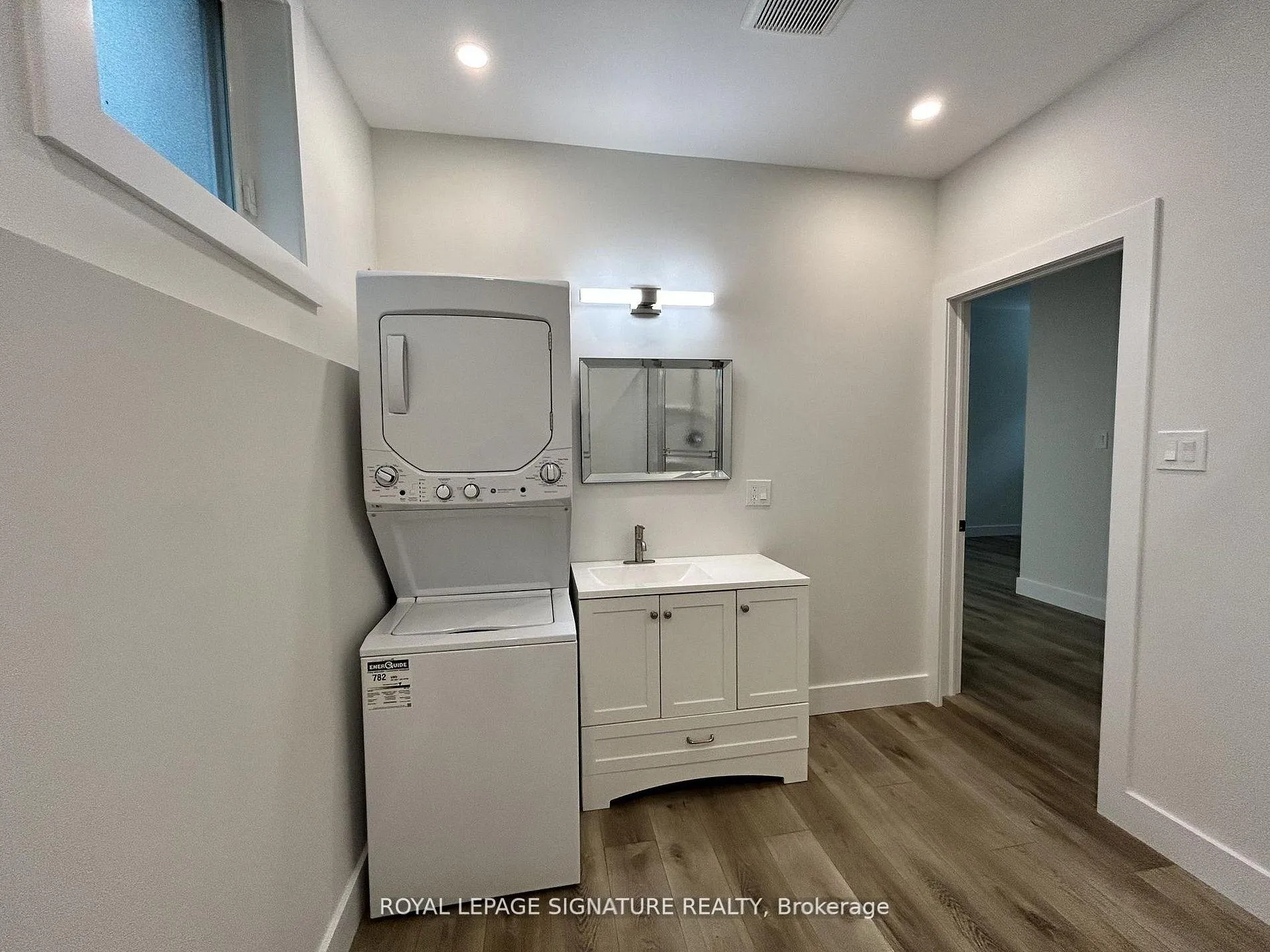 Photo 14 of Unit Bsmt, 49 Alexander Boulevard, Georgina, Sutton & Jackson's Point — HOMEH