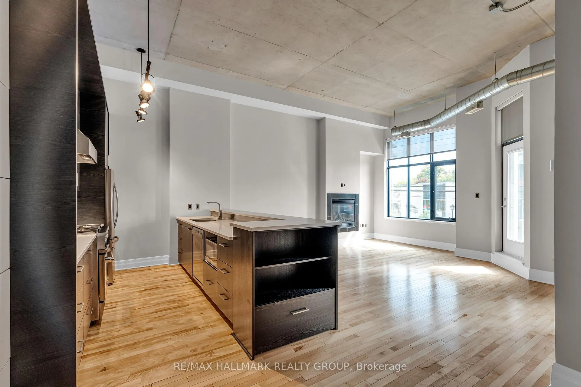 Photo 4 of Unit 206, 420 Berkley Avenue, Ottawa, Westboro West — HOMEH