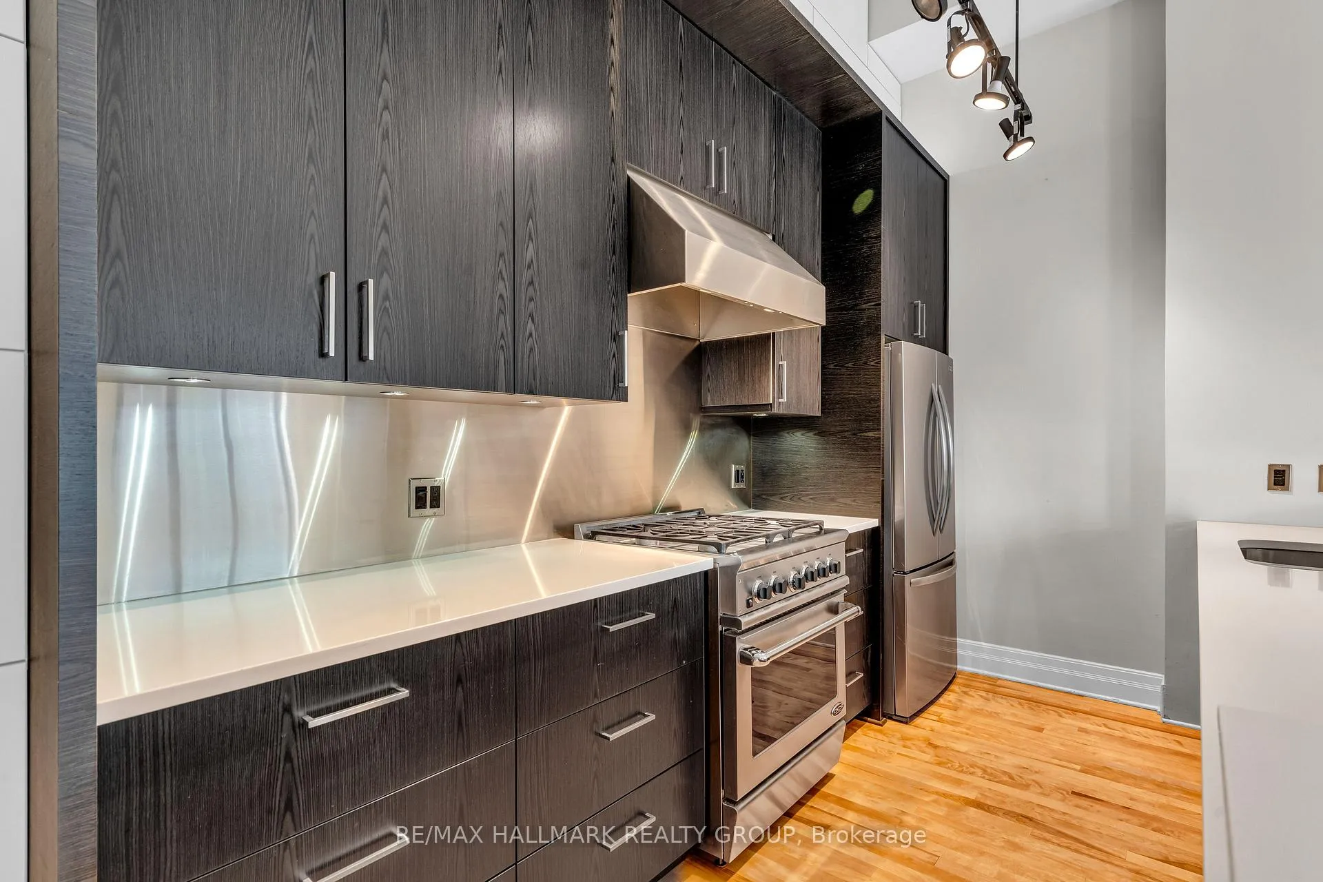 Photo 6 of Unit 206, 420 Berkley Avenue, Ottawa, Westboro West — HOMEH