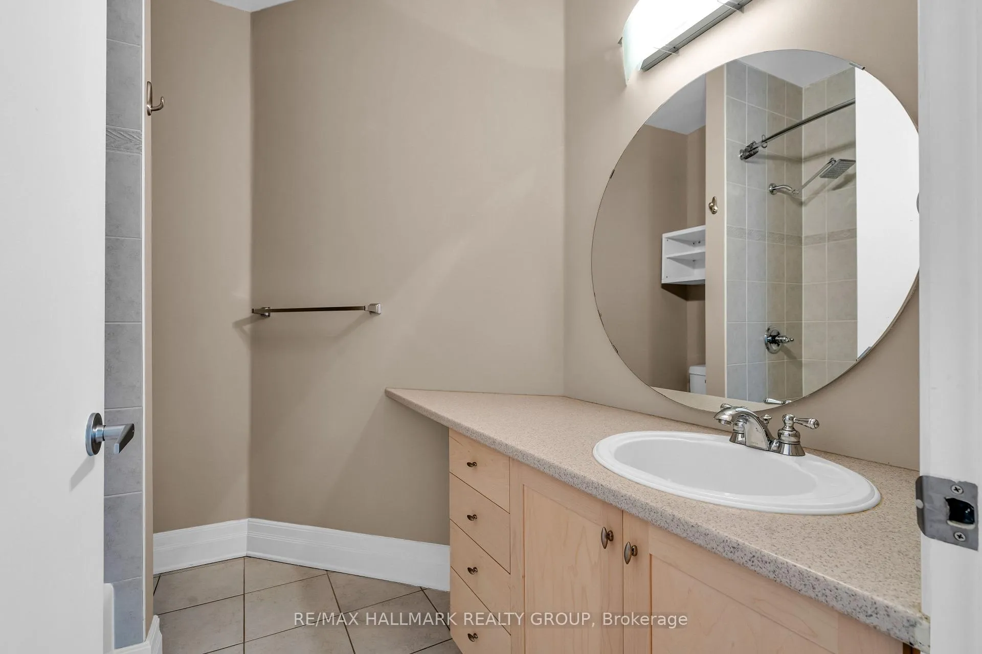 Photo 23 of Unit 206, 420 Berkley Avenue, Ottawa, Westboro West — HOMEH
