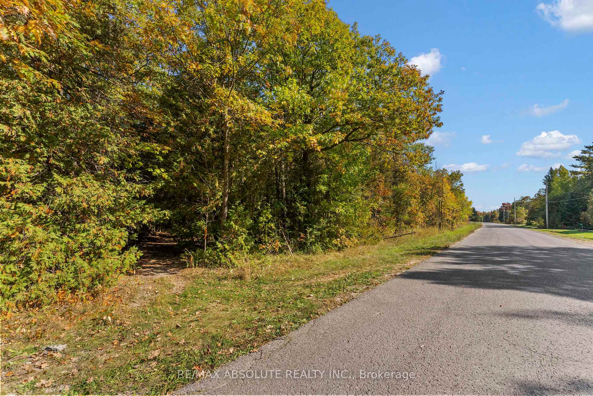 Photo 22 of 01 Braecrest Avenue, McNab/Braeside, Mcnab/Braeside Twps — HOMEH