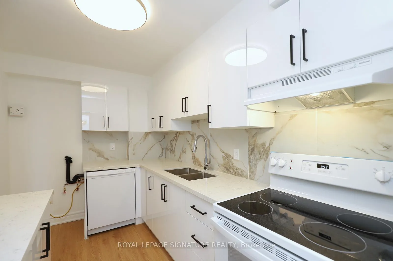 Photo 15 of Unit 2202, 3 Massey Square, Toronto, Crescent Town — HOMEH