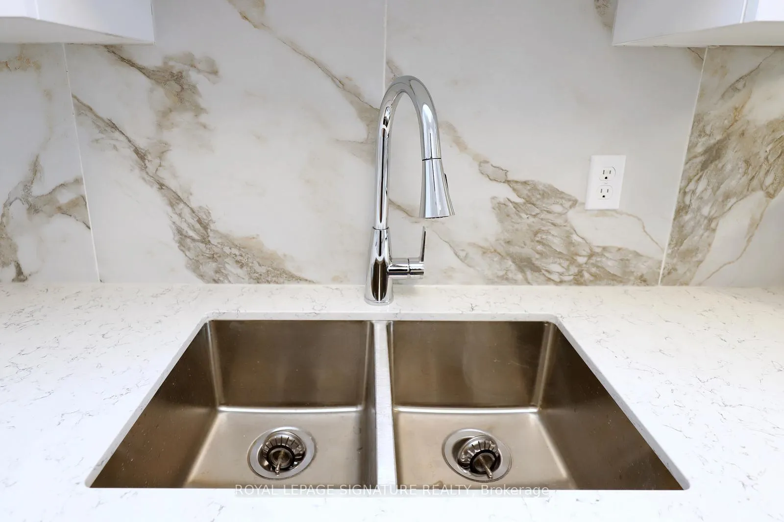 Photo 19 of Unit 2202, 3 Massey Square, Toronto, Crescent Town — HOMEH