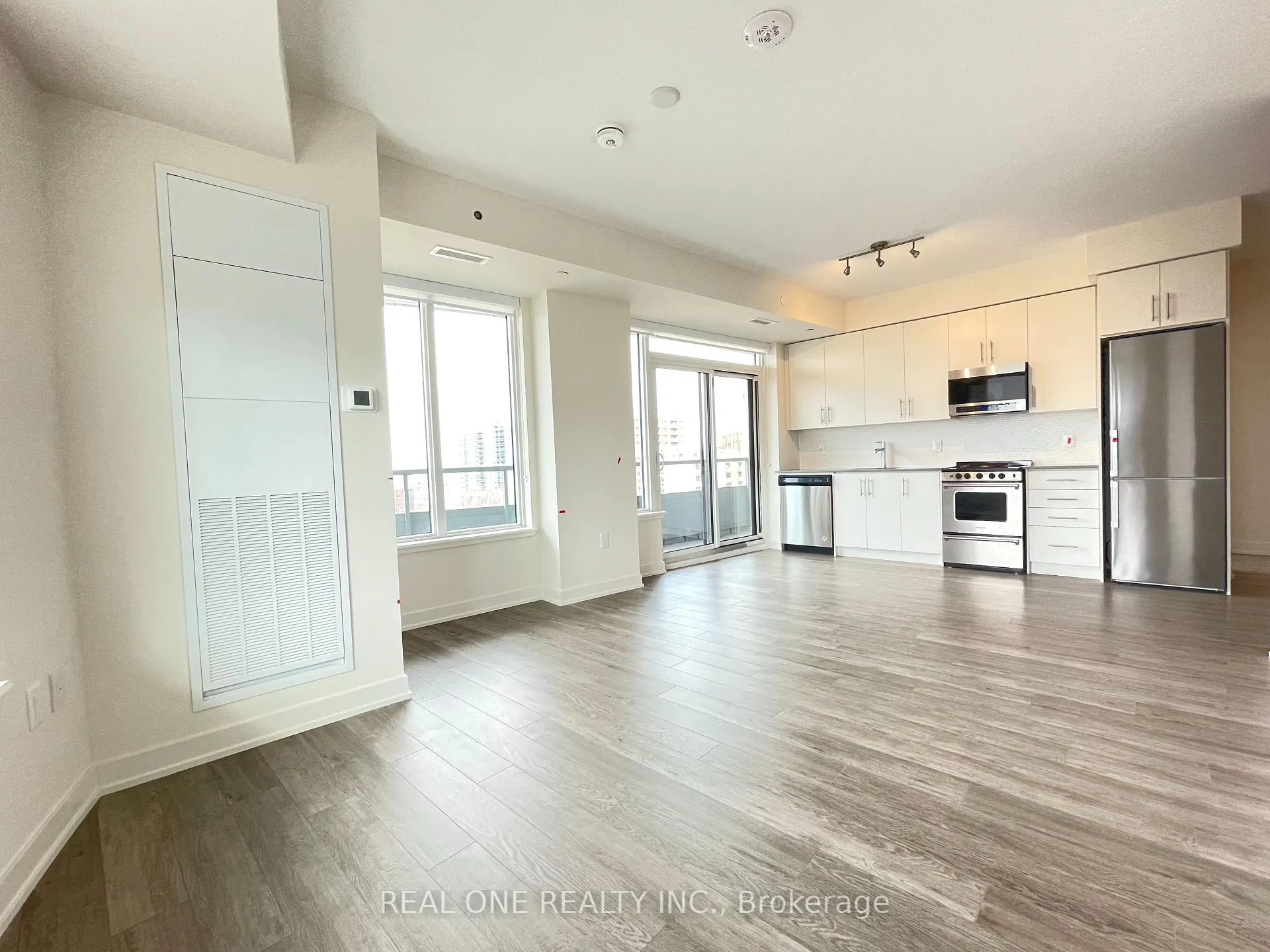 Photo 7 of Unit 917, 212 King William Street, Hamilton, Beasley — HOMEH