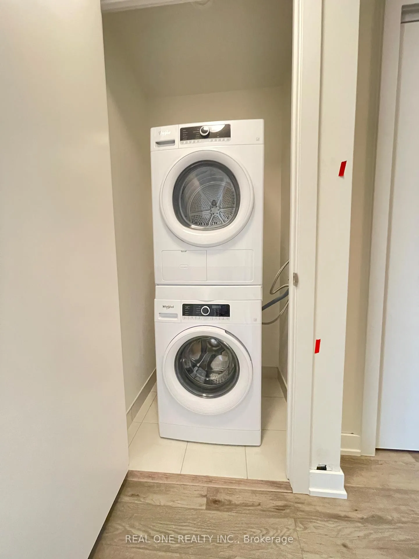 Photo 17 of Unit 917, 212 King William Street, Hamilton, Beasley — HOMEH