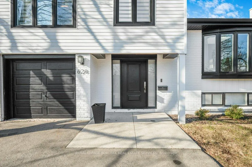 Photo 2 of 628 Ardleigh Crescent, Burlington, Appleby — HOMEH