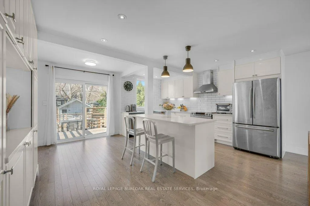 Photo 5 of 628 Ardleigh Crescent, Burlington, Appleby — HOMEH