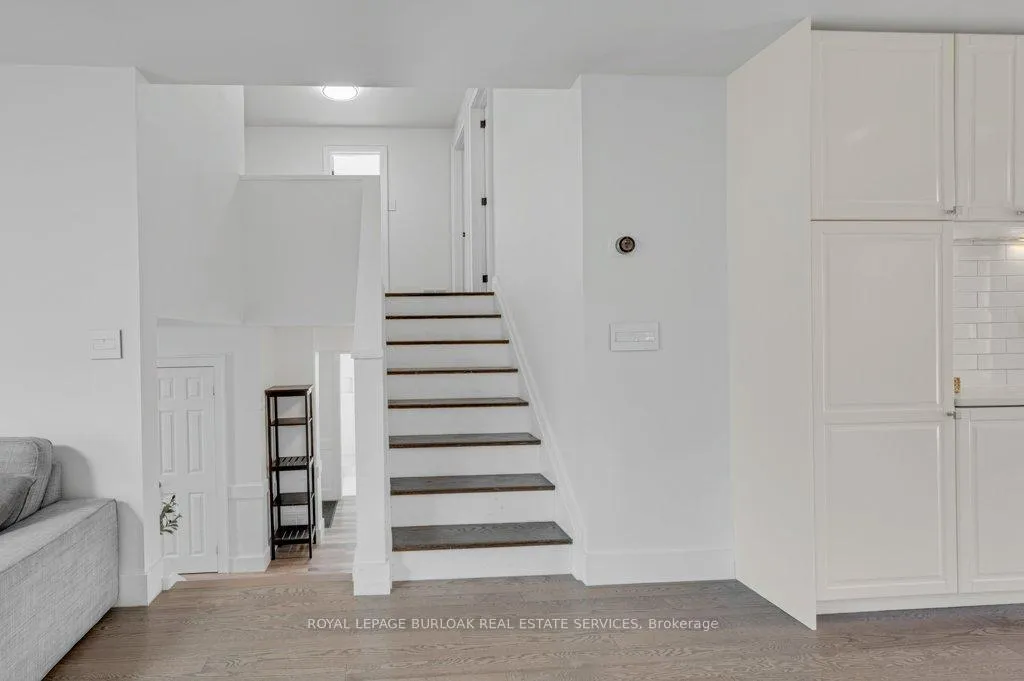 Photo 14 of 628 Ardleigh Crescent, Burlington, Appleby — HOMEH