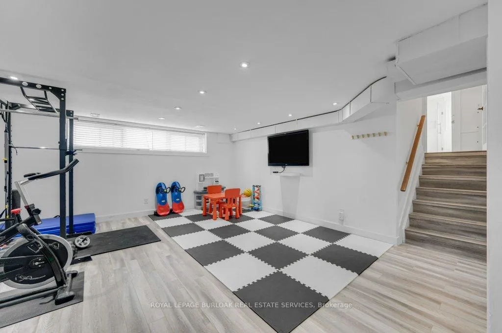 Photo 25 of 628 Ardleigh Crescent, Burlington, Appleby — HOMEH