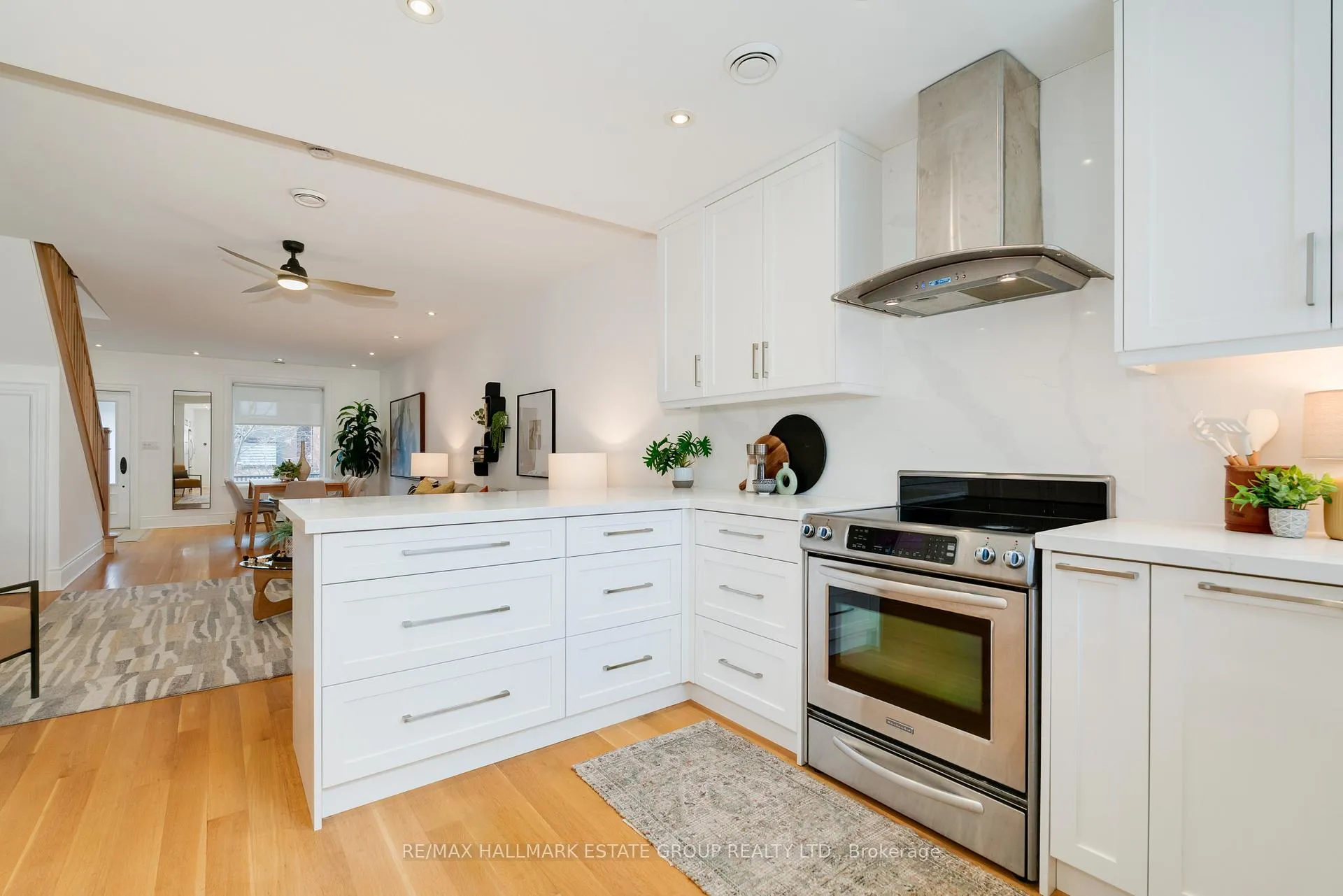 Photo 15 of 27 Rainsford Road, Toronto, The Beaches — HOMEH
